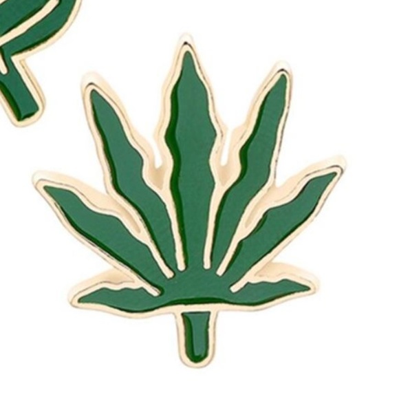 5/$24 420 Marijuana Plant Leaf Pot Brooch - Picture 1 of 8